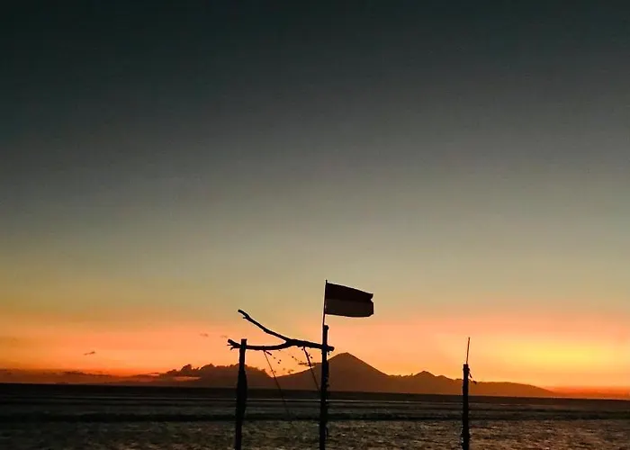 The Exile Sunset Bar & Bungalow