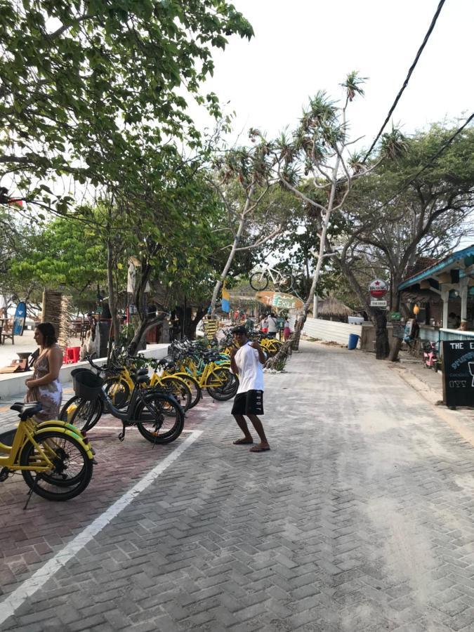 The Exile Sunset Bar & Bungalow Bed & Breakfast Gili Trawangan